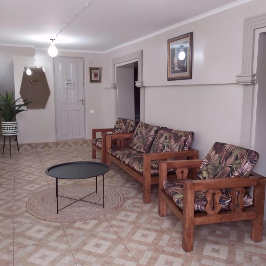Guesthouse Of Manoni Ratiani Mestia Bagian luar foto