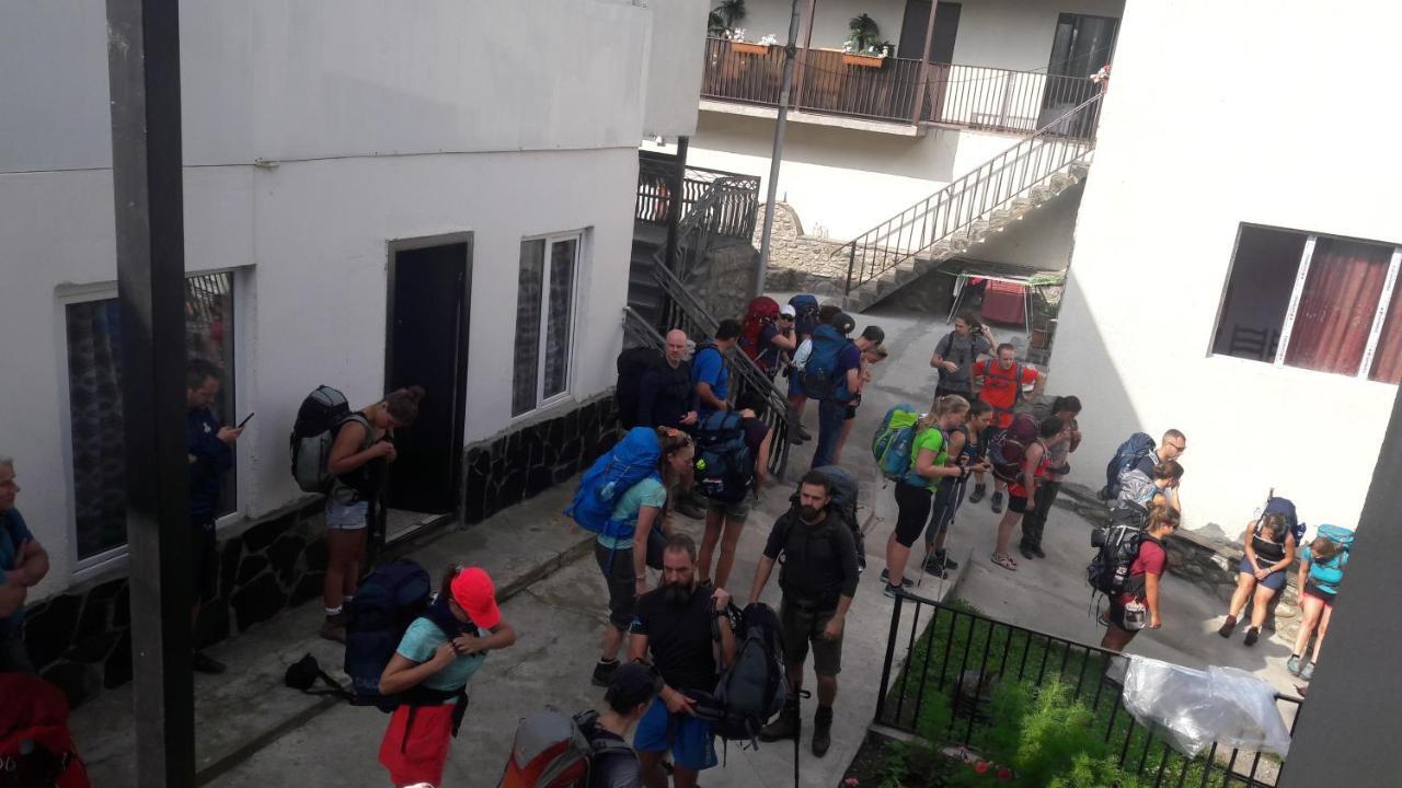 Guesthouse Of Manoni Ratiani Mestia Bagian luar foto